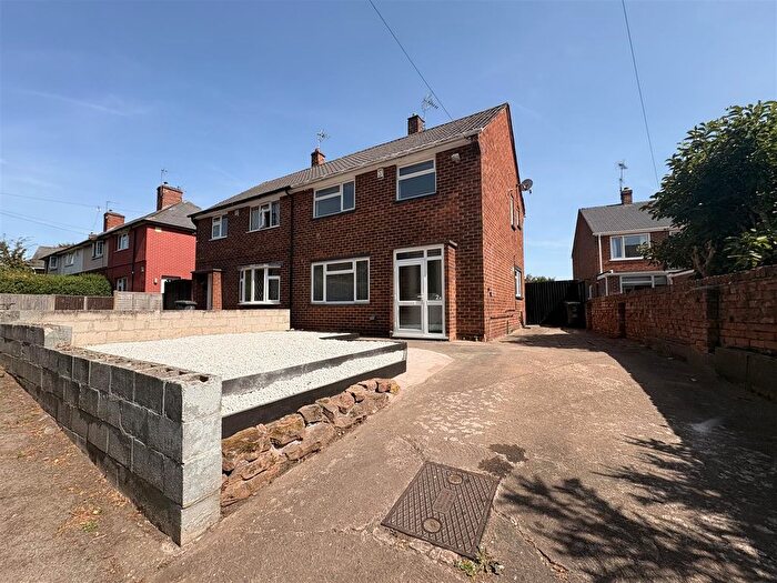 3 Bedroom Semi-Detached House To Rent In Allens Walk, Arnold, Nottingham, NG5