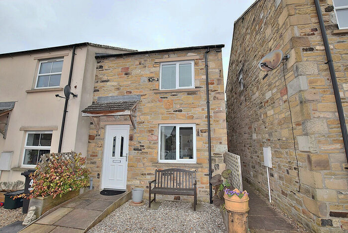 2 Bedroom End Of Terrace House For Sale In Overton Garth, Reeth, DL11