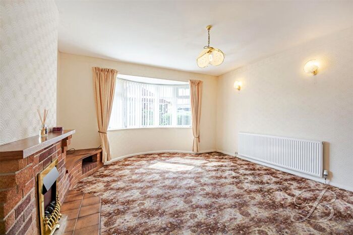 2 Bedroom Detached Bungalow For Sale In Norton Avenue, Shuttlewood, Chesterfield, S44
