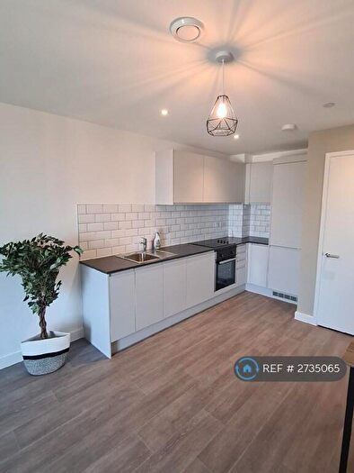 1 Bedroom Flat To Rent In Insignia, Old Trafford, Manchester, M16