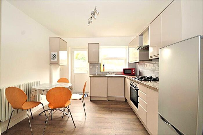 2 Bedroom Semi-Detached House To Rent In Bishopthorpe Road, Manor Farm, Bristol, BS10