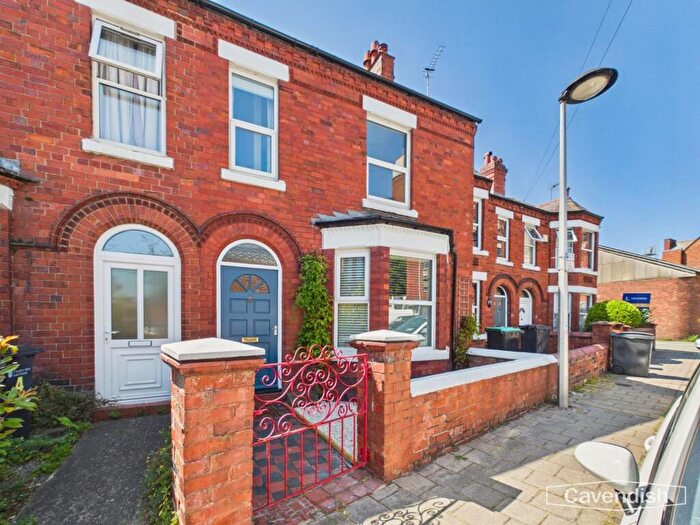 4 Bedroom House For Sale In Queens Road, Chester, CH1