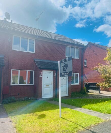 2 Bedroom Mews To Rent In The Beeches, Nantwich, CW5