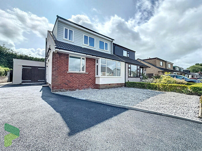 4 Bedroom Semi-Detached House For Sale In Kentmere Drive, Blackburn, BB2