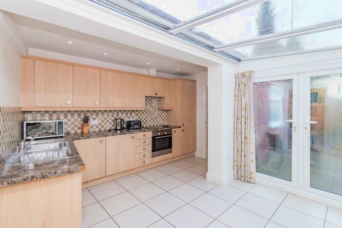 2 Bedroom Terraced House To Rent In Hart Street, Oxford, OX2