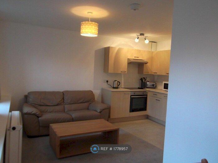 2 Bedroom Flat To Rent In Belmont Road, Aberdeen, AB25
