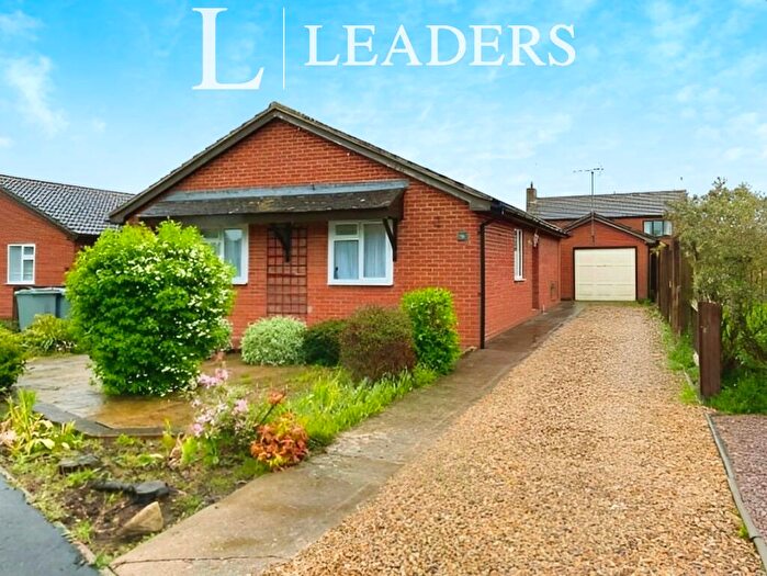 3 Bedroom Bungalow To Rent In Viking Close, Bourne, Lincolnshire, PE10
