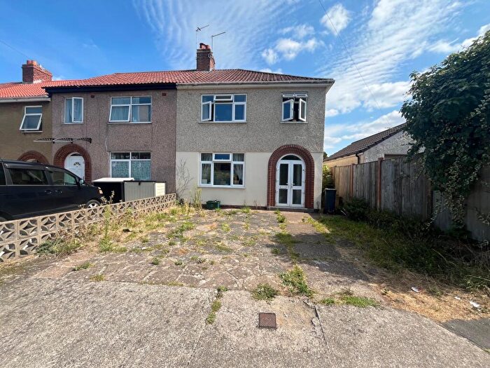 4 Bedroom House To Rent In Claverham Road, Fishponds, Bristol, BS16