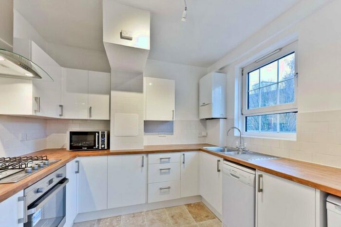 1 Bedroom Flat To Rent In George Row, London, SE16