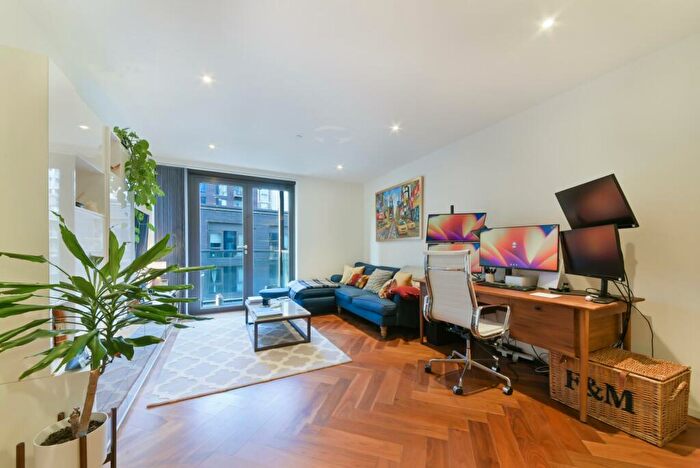 2 Bedroom Apartment For Sale In Ambassador Building, SW11