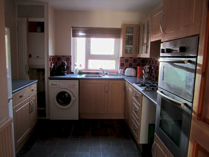 1 Bedroom Flat To Rent In Flying Bull Close, Portsmouth, PO2