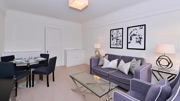 2 Bedroom Flat To Rent In Pelham Court, Fulham Road, South Kensington, London, SW3