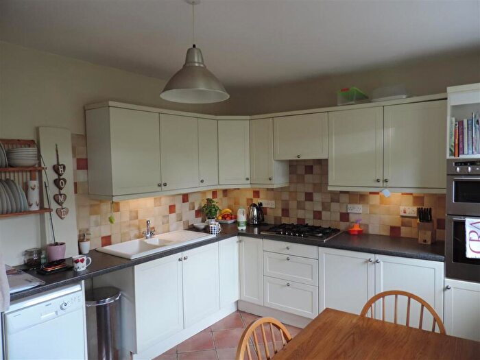 2 Bedroom Apartment To Rent In North Road, Bath, BA2
