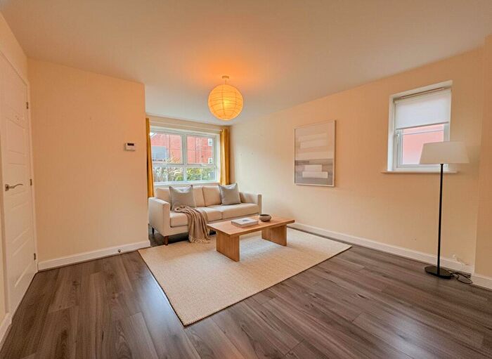 3 Bedroom Semi Detached House To Rent In Lapwing Place, Coventry, CV4