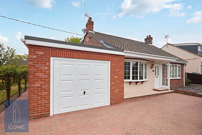 4 Bedroom Chalet For Sale In Beaumont Road, New Costessey, Norwich, NR5