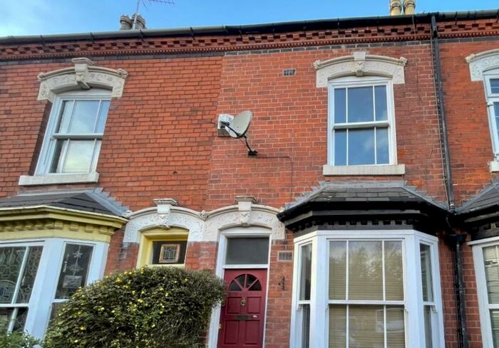2 Bedroom Terraced House To Rent In School Road, B13