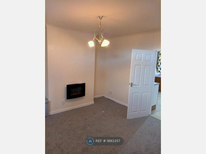 3 Bedroom Terraced House To Rent In Kinsley Street, Kinsley, Pontefract, WF9