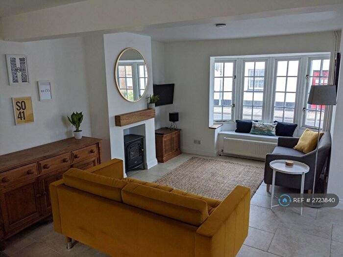 3 Bedroom End Of Terrace House To Rent In Southampton Road, Lymington, SO41