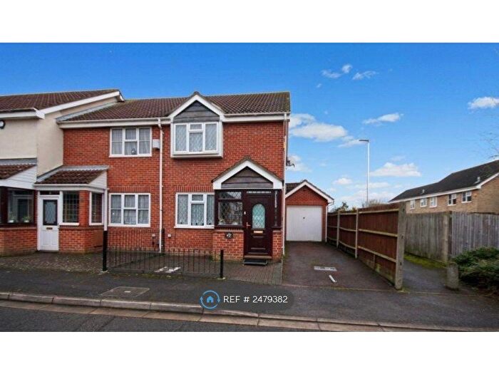 2 Bedroom End Of Terrace House To Rent In Wilstone Close, Hayes, UB4