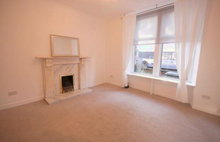 2 Bedroom Flat To Rent In Auchinloch Road, Lenzie, Glasgow, G66