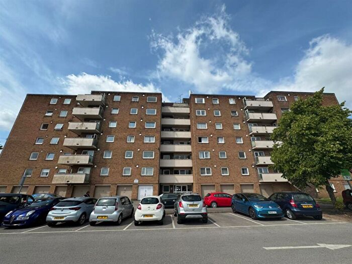 1 Bedroom Flat To Rent In Norbury Close, Allestree, DE22