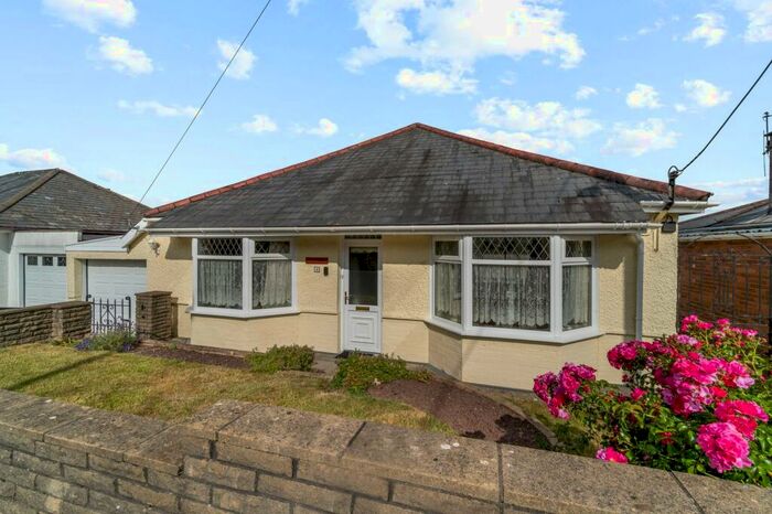 3 Bedroom Detached Bungalow For Sale In Hand Farm Road, New Inn, NP4