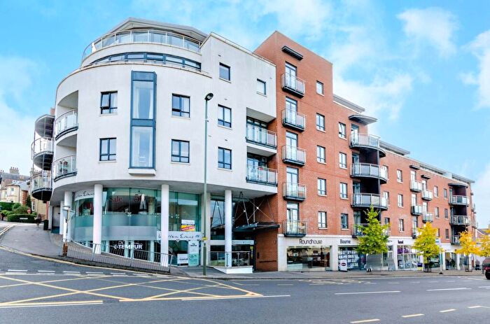 2 Bedroom Flat To Rent In Epsom Road, Guildford, GU1