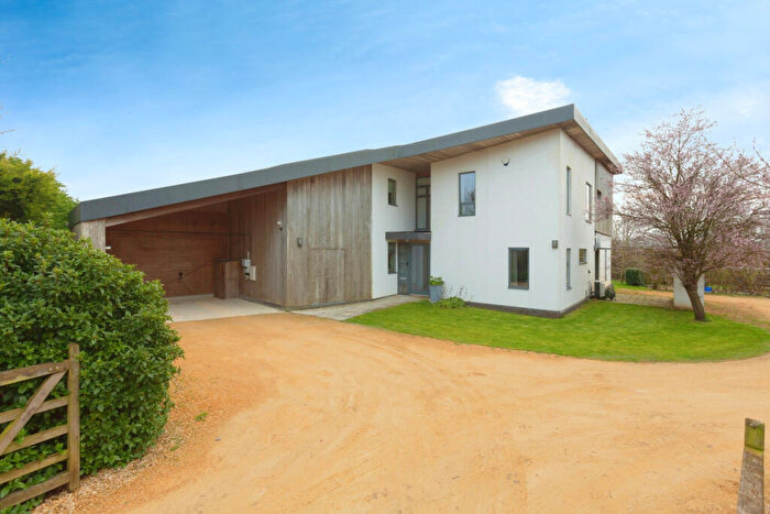 6 Bedroom Detached House For Sale In Warren Road, Little Horwood, MK17