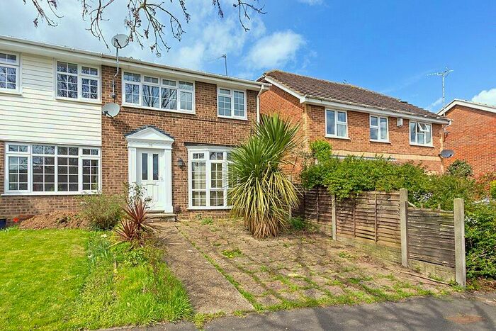 3 Bedroom End Of Terrace House To Rent In Regency Court, Sittingbourne, Kent, ME10