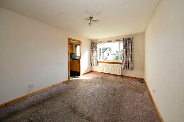2 Bedroom Detached Bungalow For Sale In Bevan Place, KY11