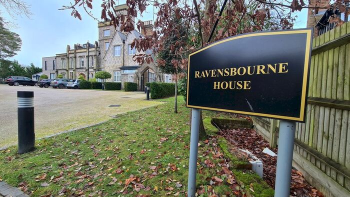 2 Bedroom Flat To Rent In Ravensbourne House, Keston, Kent, BR2