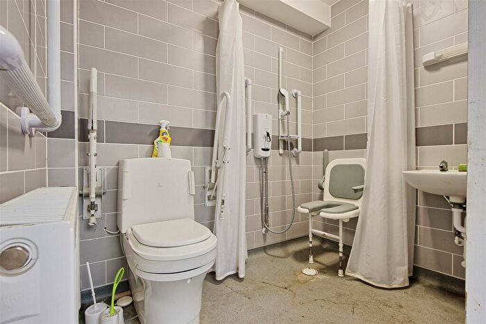 3 Bedroom Terraced House For Sale In Riverside, Cambridge, CB5