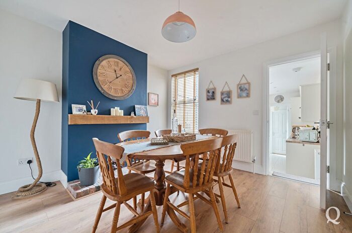 3 Bedroom Terraced House For Sale In Cowper Road, Sittingbourne, Kent, ME10