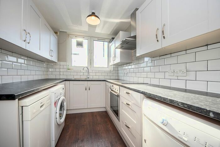 3 Bedroom End Of Terrace House To Rent In Darley Road, London, SW11