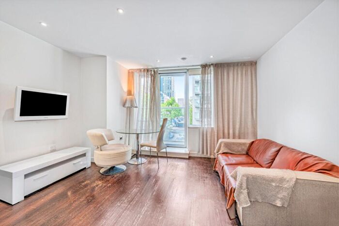 1 Bedroom Flat For Sale In Pan Peninsula Square, Canary Wharf, E14