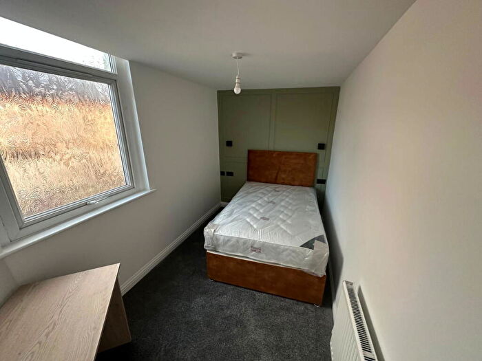 8 Bedroom Terraced House To Rent In Easson Road, Darlington, DL3