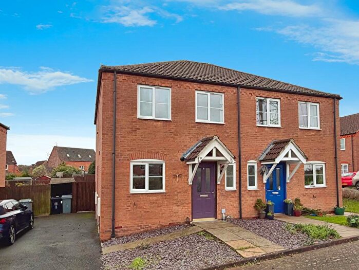 2 Bedroom Semi-Detached House For Sale In Spindlewood Drive, Bourne, PE10