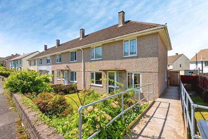 3 Bedroom End Of Terrace House For Sale In Southernway, Plymouth, PL9