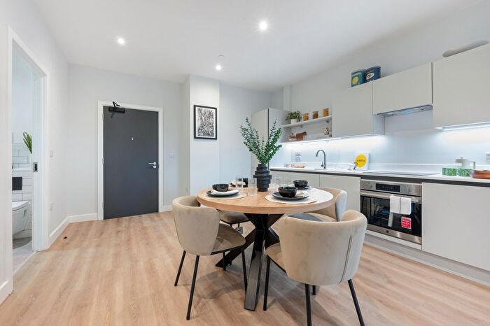 1 Bedroom Flat To Rent In Clay, Salford Quays, M50