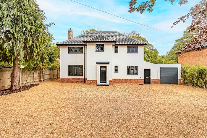 4 Bedroom Detached House For Sale In Holt Road, Fakenham, Norfolk, NR21