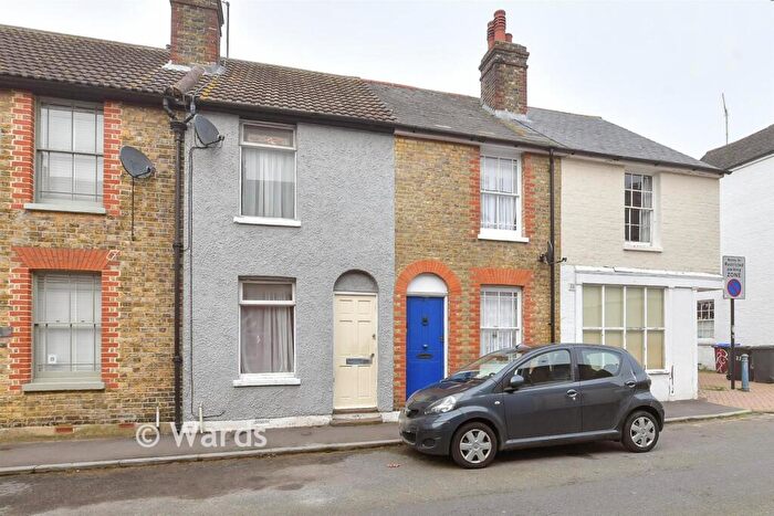 3 Bedroom Terraced House For Sale In Albert Street, Whitstable, Kent, CT5