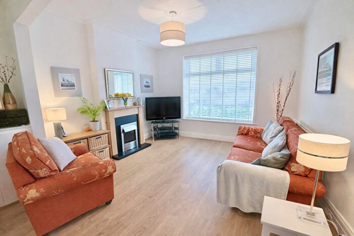 3 Bedroom Semi Detached House For Sale In Atalanta Terrace, Pye Nest, Halifax, HX2