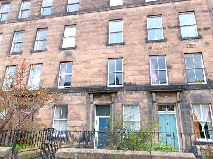 3 Bedroom Flat For Sale In Leith Walk, Edinburgh, Midlothian, EH6