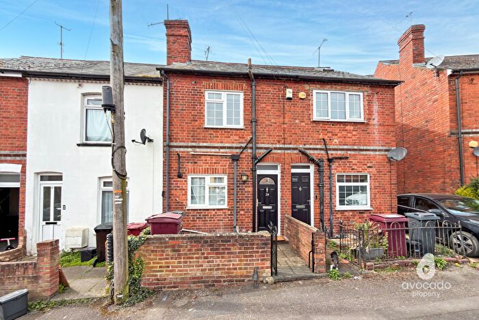 2 Bedroom Terraced House For Sale In Collis Street, Reading, RG2