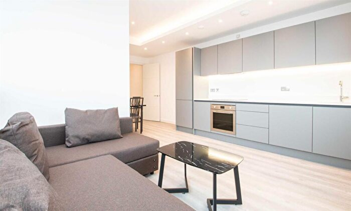1 Bedroom Apartment To Rent In Capital Drive, Linford Wood, MK14
