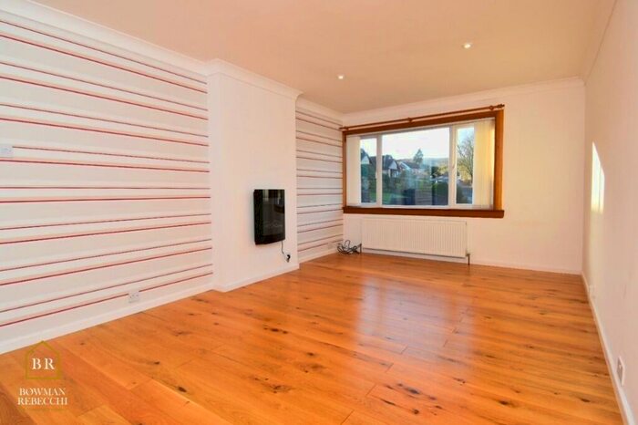1 Bedroom Flat To Rent In Dunrobin Drive, Gourock, Gourock, PA19