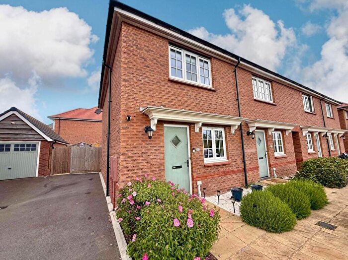 2 Bedroom End Of Terrace House For Sale In Rockley Close, Coate, Swindon, SN3