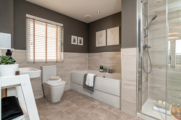 4 Bedroom Detached House For Sale In Morris Drive, Holytown, Motherwell, South Lanarkshire, ML1
