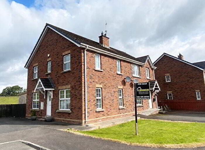 3 Bedroom Semi-Detached House For Sale In Cloverdale, Dromore, BT25