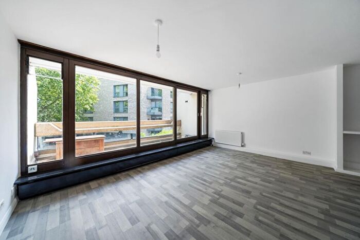 2 Bedroom Apartment To Rent In Stoneleigh Terrace, London, N19